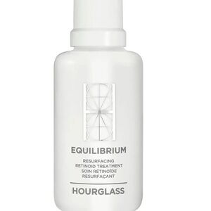 Hourglass Equilibrium Resurfacing Retinoid Treatment